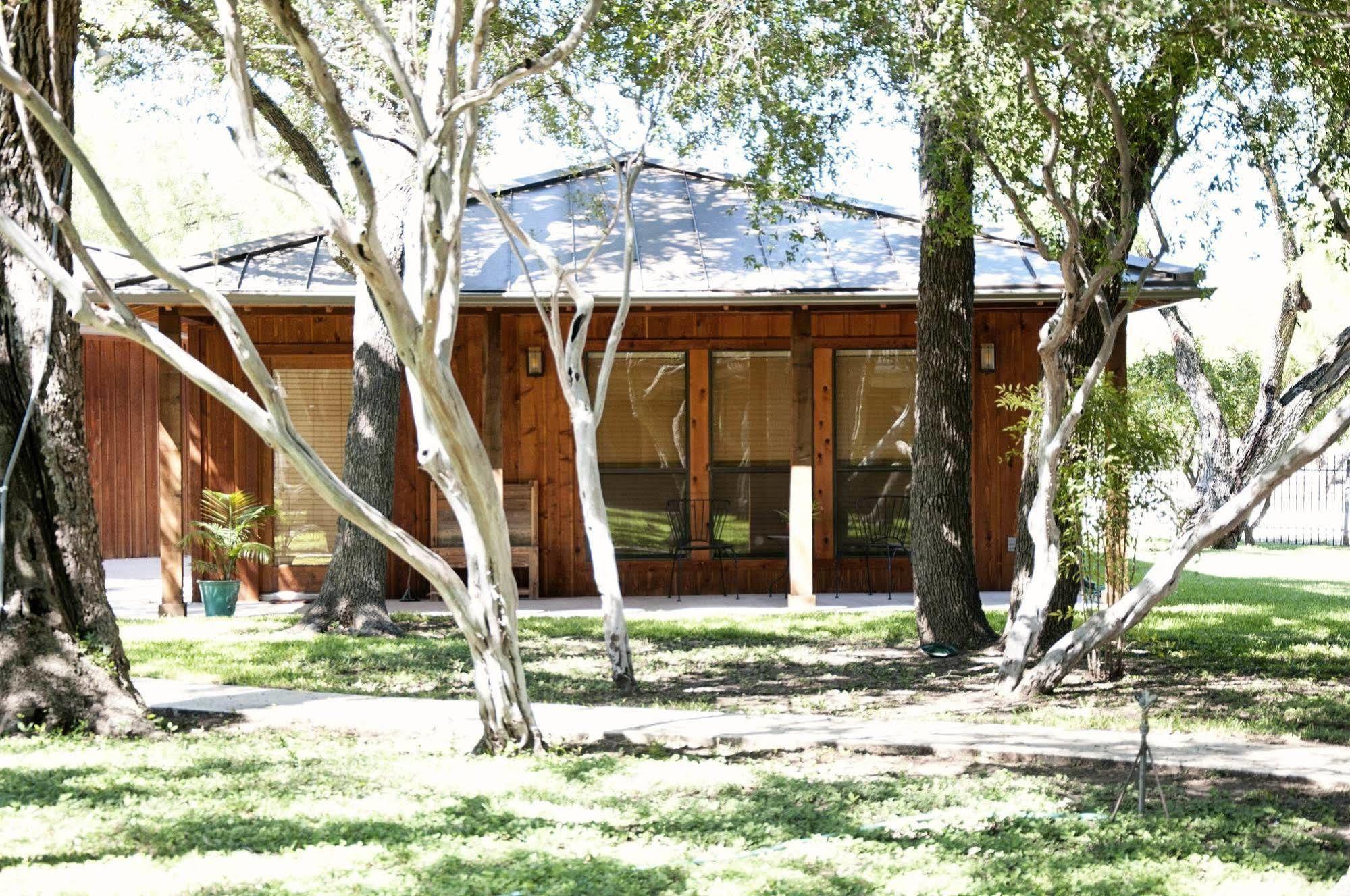 Live Oaks Bed And Breakfast ユバルディ エクステリア 写真